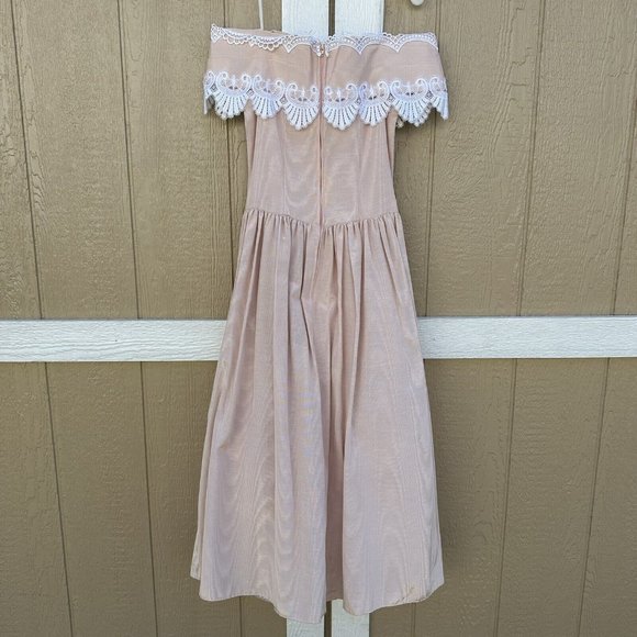 Vintage 90’s Scott McClintock Peach Lace Off Shoulder Party Dress Size 6 - Picture 3 of 9